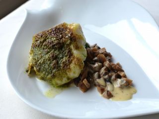 Dos de cabillaud en croute d'herbes