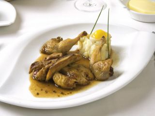 Désossé de cailles et foie gras poëlé